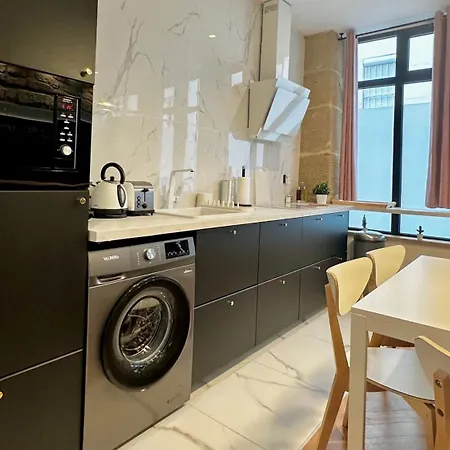 Loft Moderne Saint-ambroise Апартаменты *